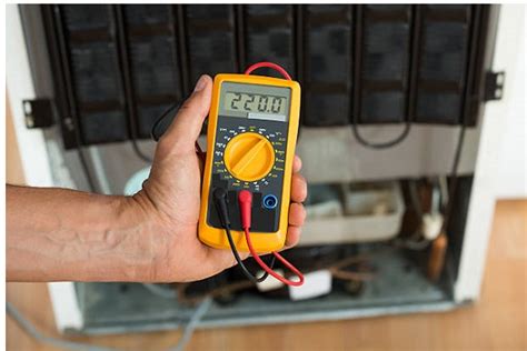 test 220 outlet with multimeter